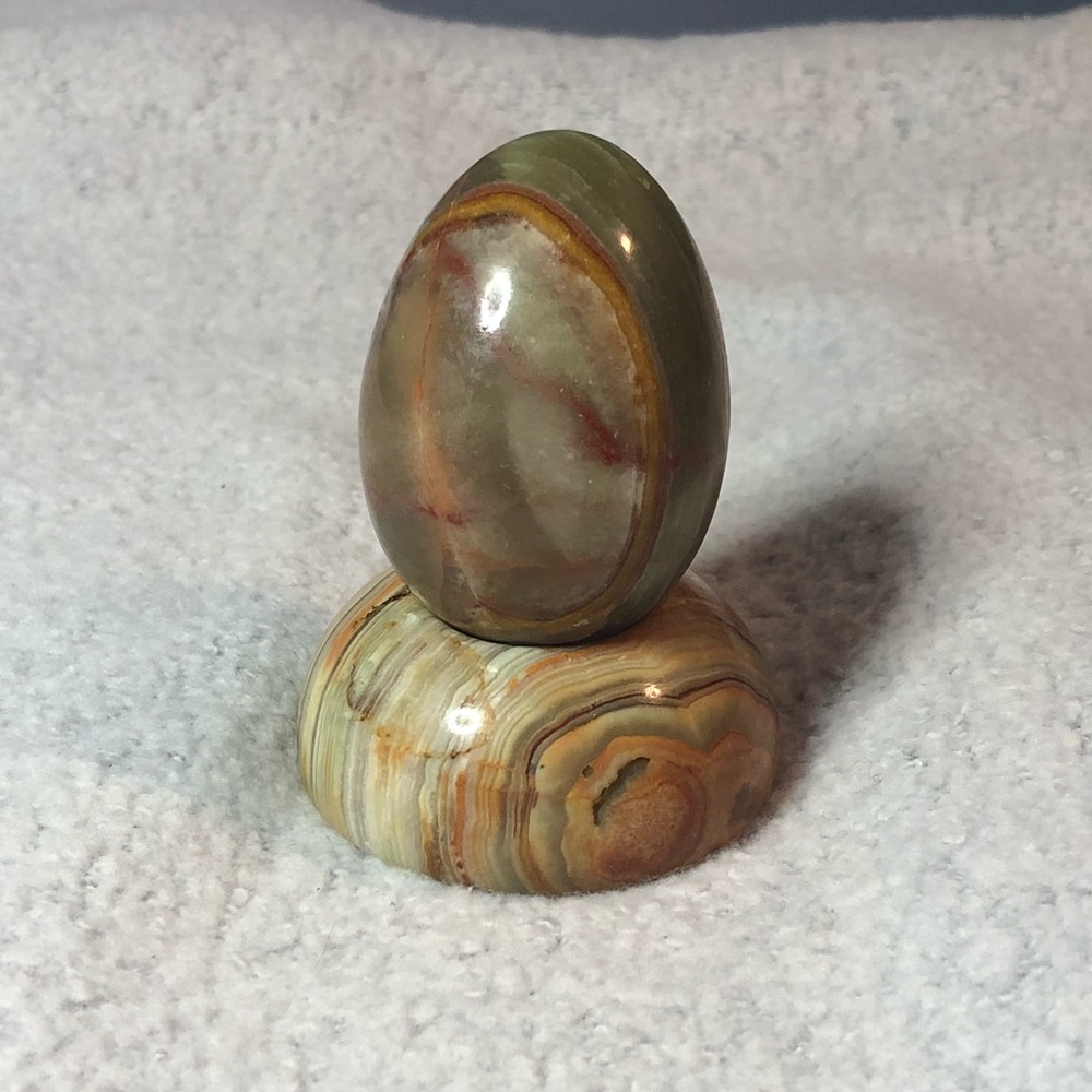 Decorative Onyx Egg With Stand